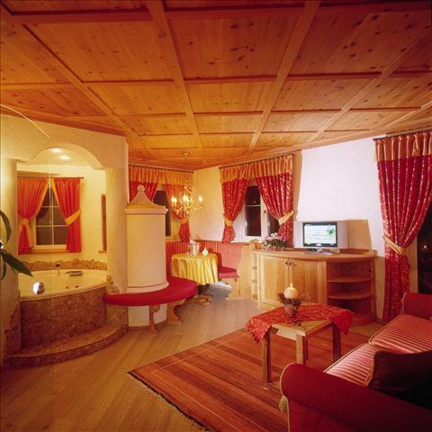 Nature Wellness Hotel Renato Vigo di Fassa Exterior foto